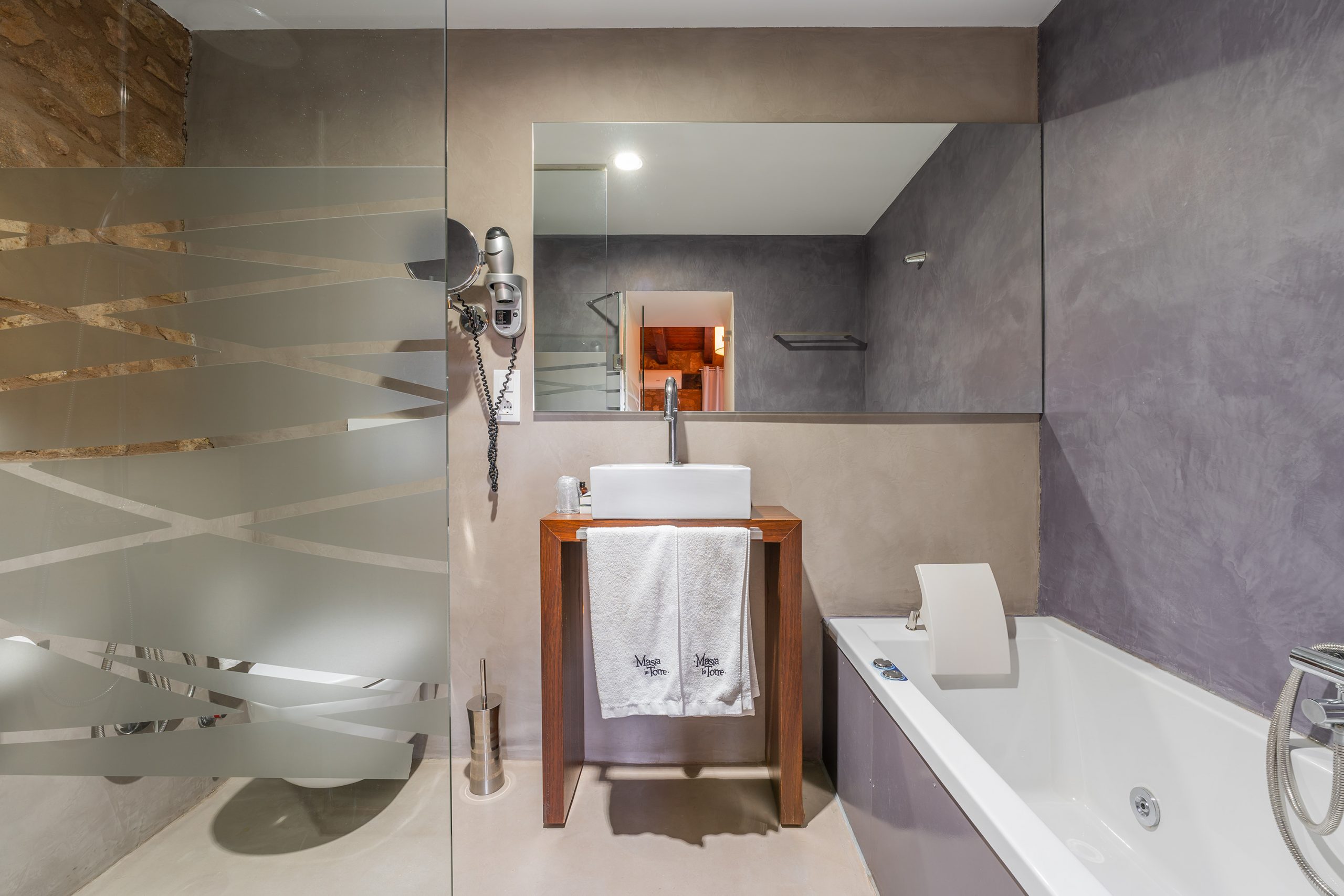 Masía la Torre - foto habitación