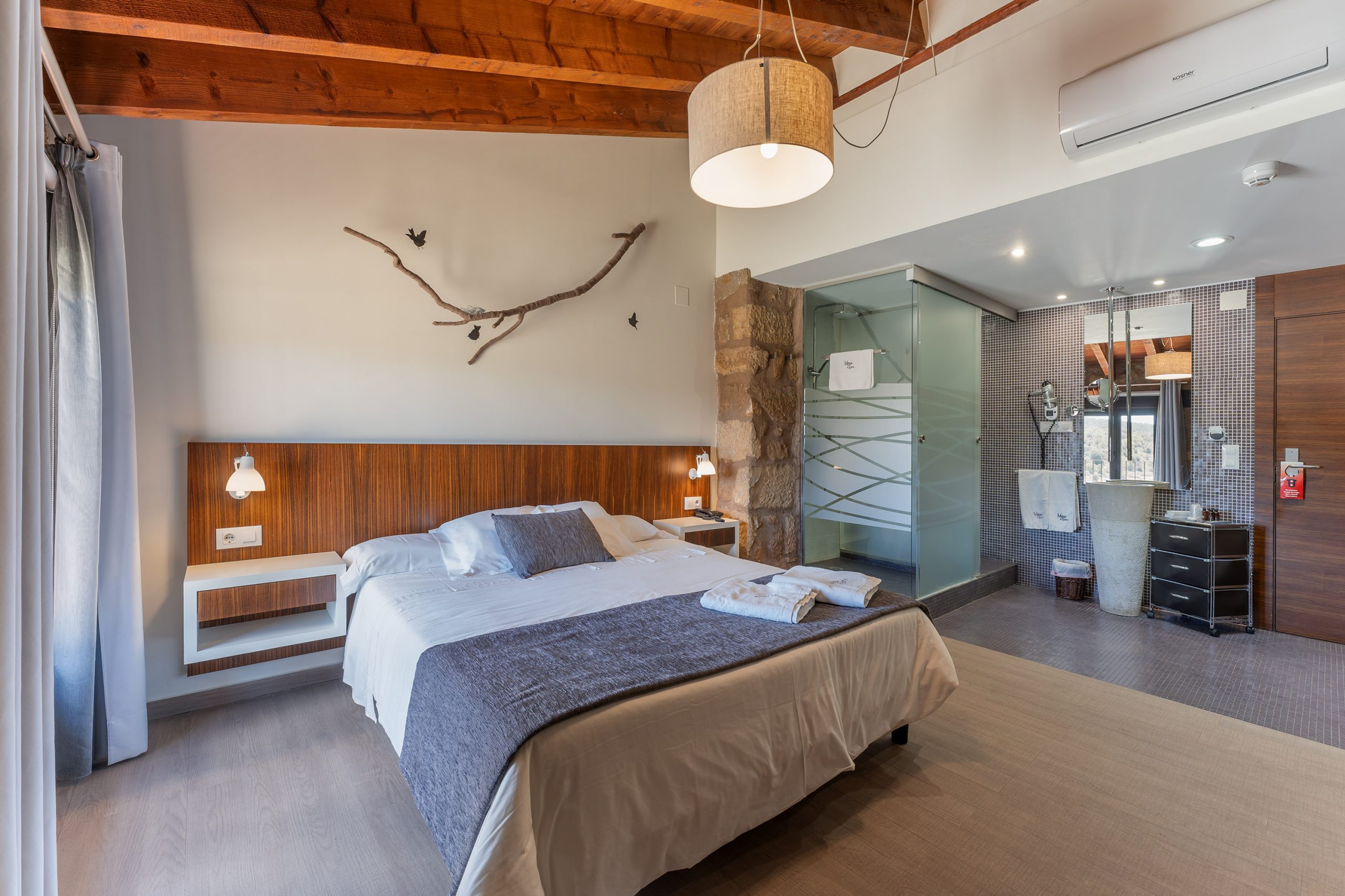 Masía la Torre - foto habitación