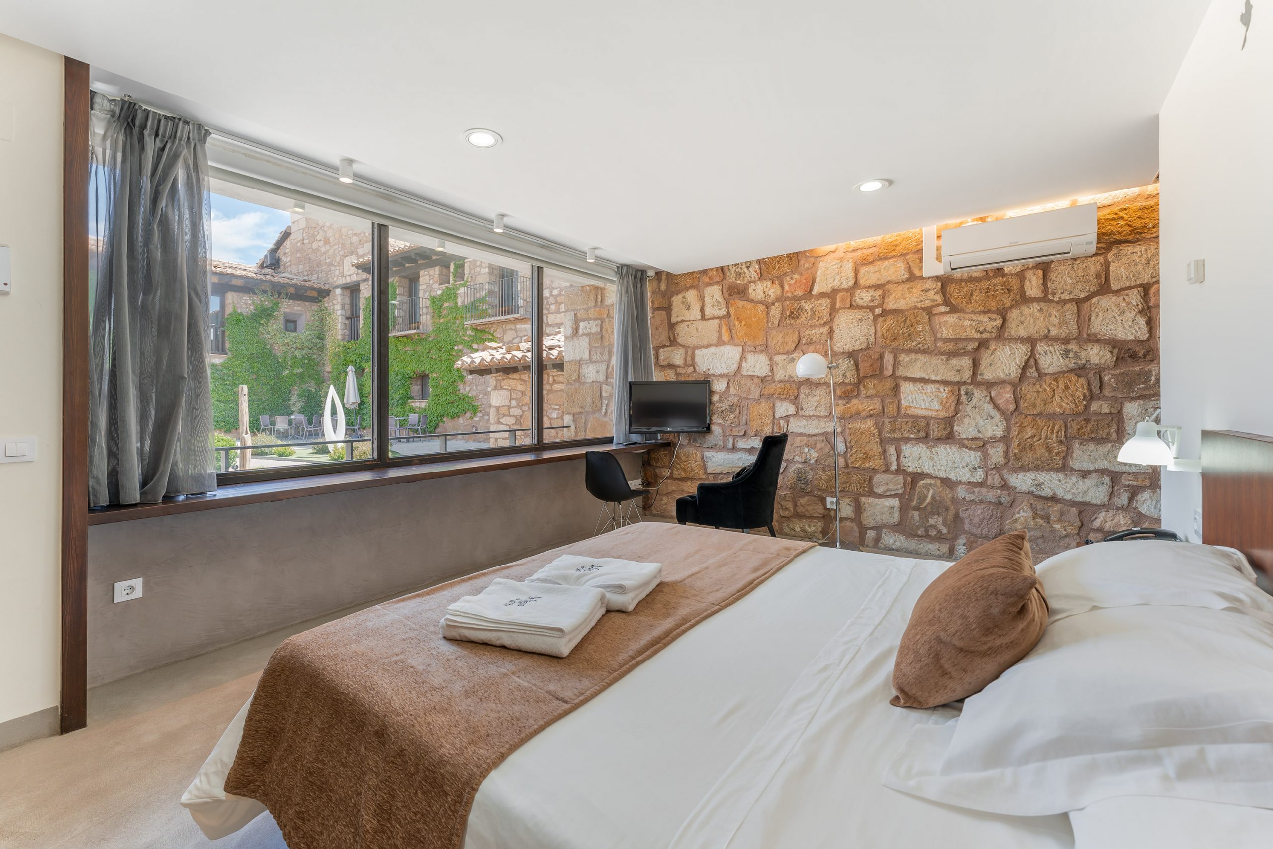 Masía la Torre - foto habitación